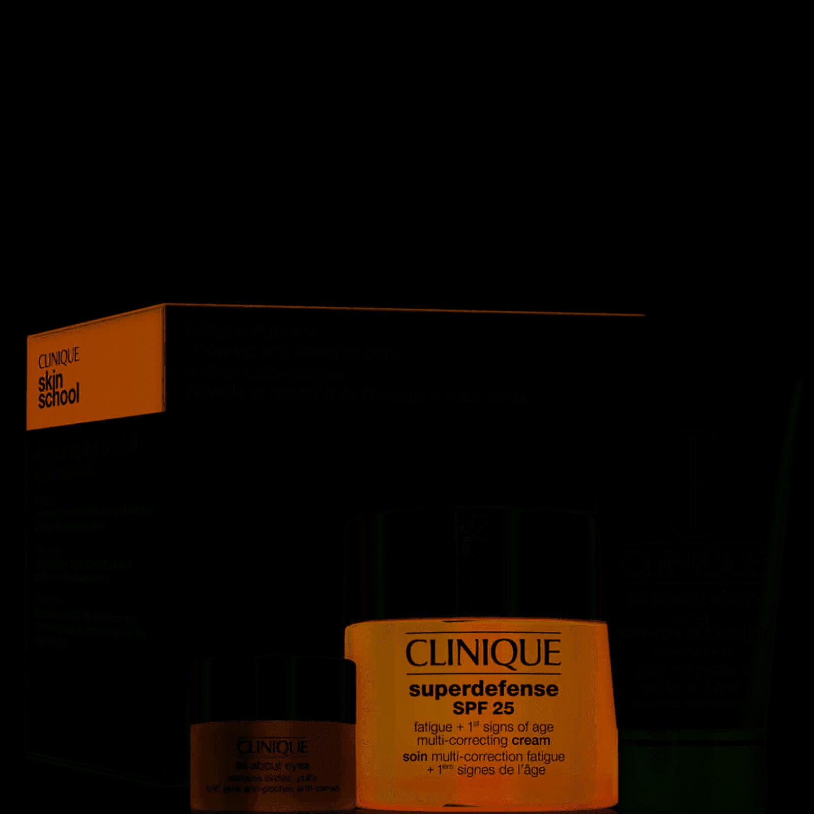 Superdefense SPF25 Fatigue Fighters KIt_192333120651_Clinique-2