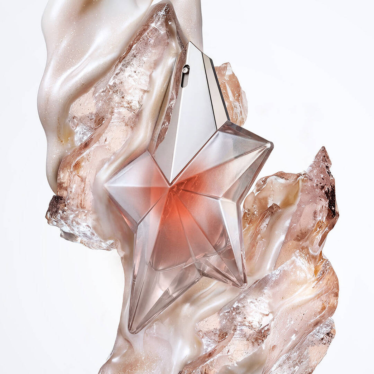 Angel Blush Eau de Parfum Musquée_3614274704921_Thierry Mugler-3