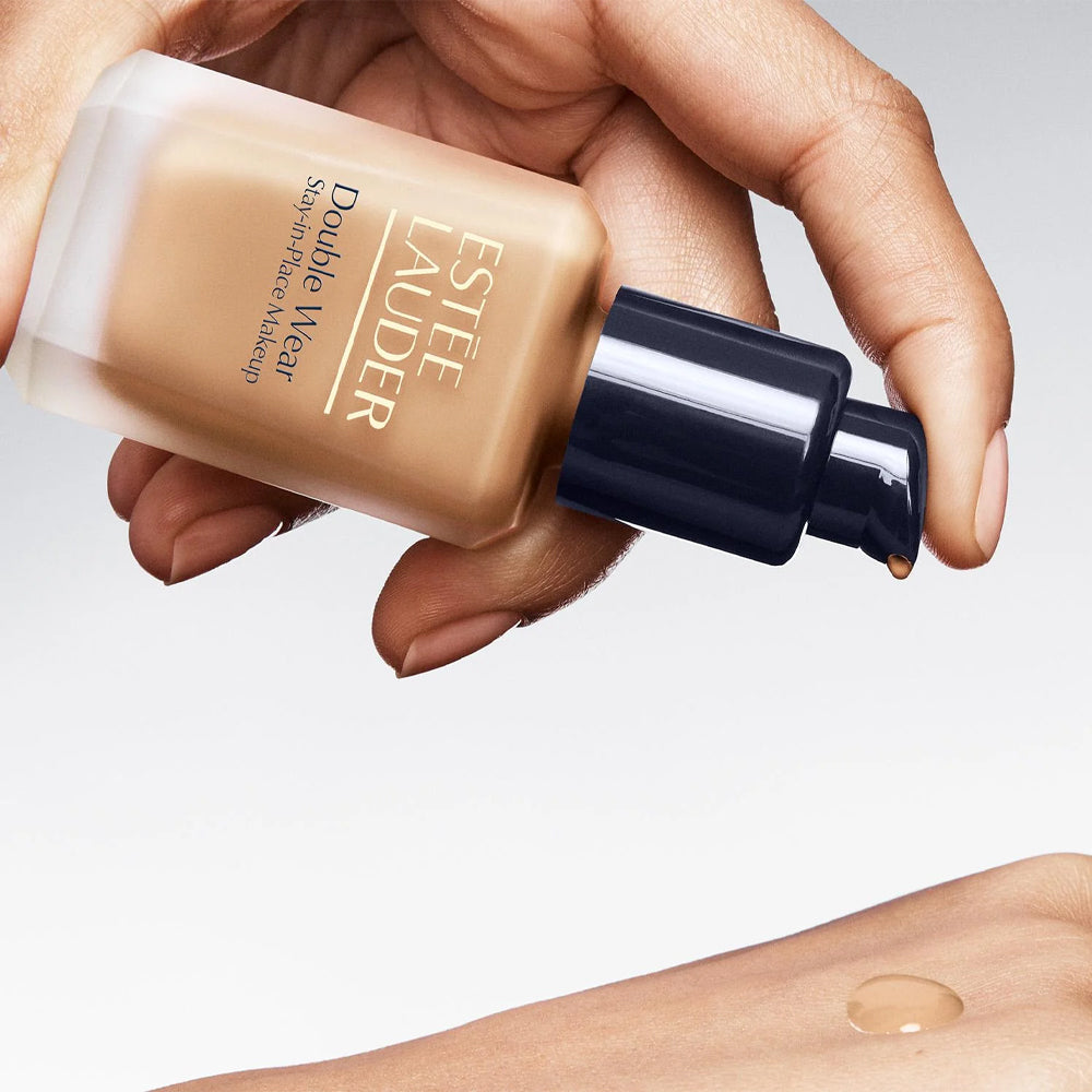 Double Wear Stay in Place Longwear Matte Foundation SPF 10_887167495470_Estée Lauder-2
