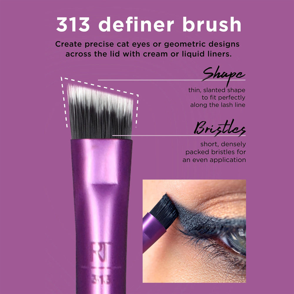 Everyday Eye Essentials_079625019919_Real Techniques-13