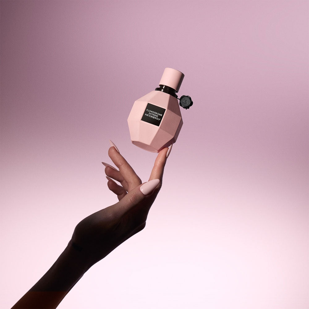 Flowerbomb Extreme Eau de Parfum Intense_3614274158151_Viktor & Rolf-8
