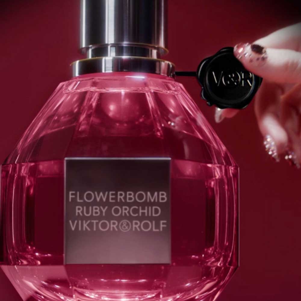 Flowerbomb Ruby Orchid Eau de Parfum_3614273622677_Viktor & Rolf-4