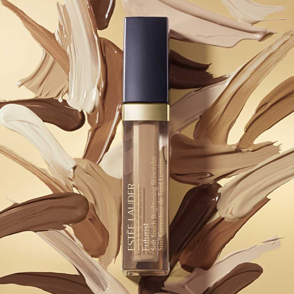 Futurist Soft Touch Brightening Skincealer Correttore_887167629448_Estée Lauder-4