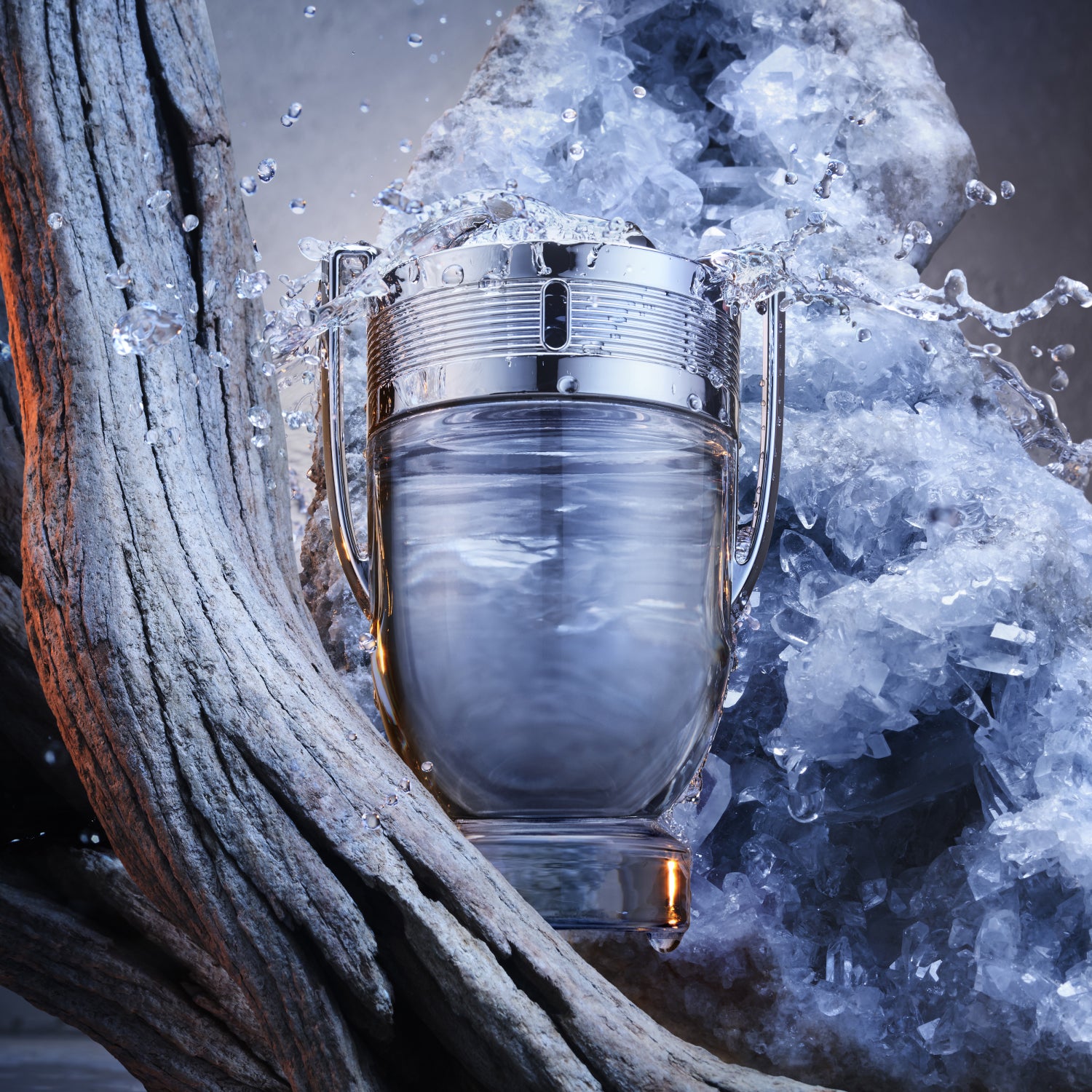 Invictus Edt_3349668524969_Rabanne-4