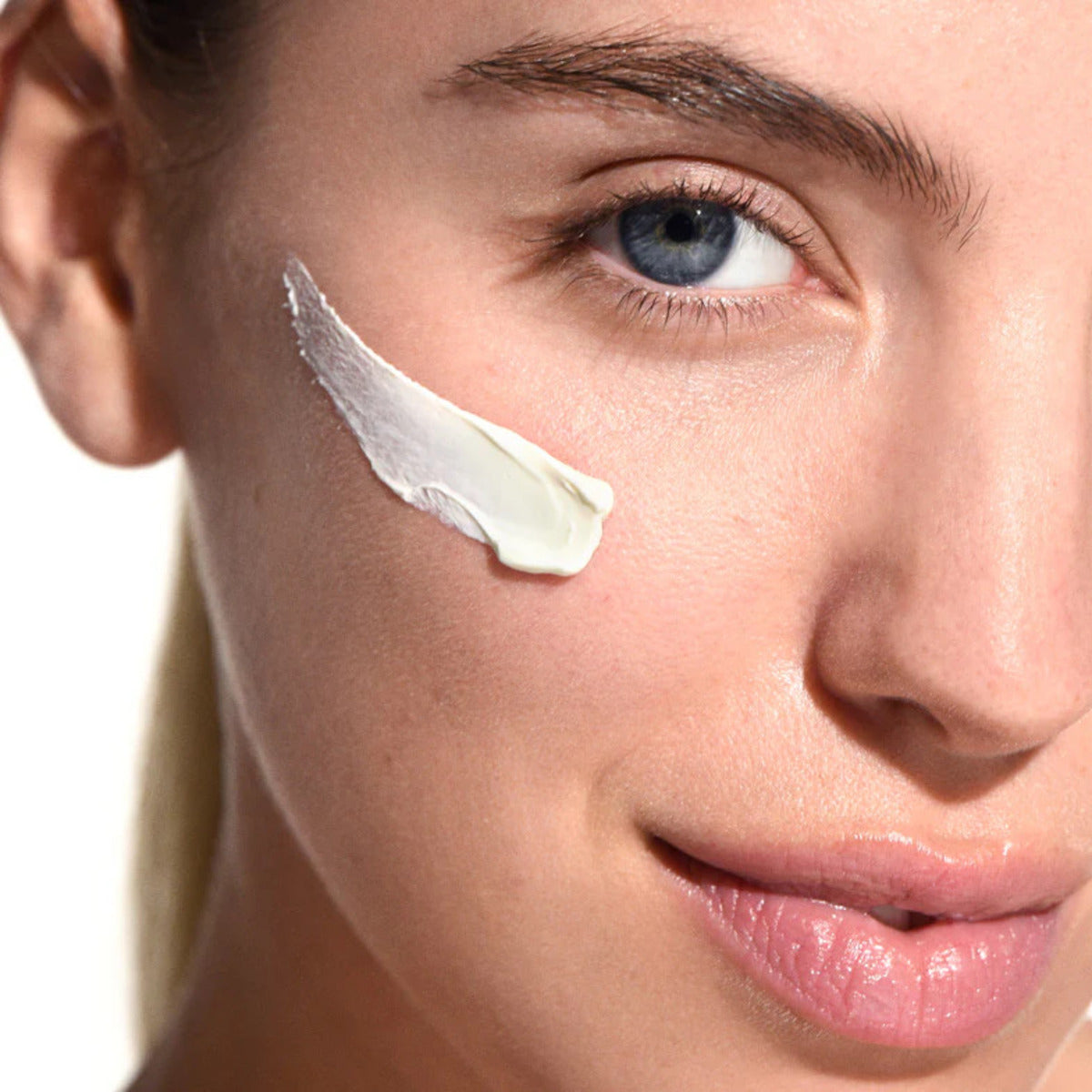 Invisible Daily Protection Crema Viso SPF50 con Attivi Opacizzanti_8056151304384_Veralab-3