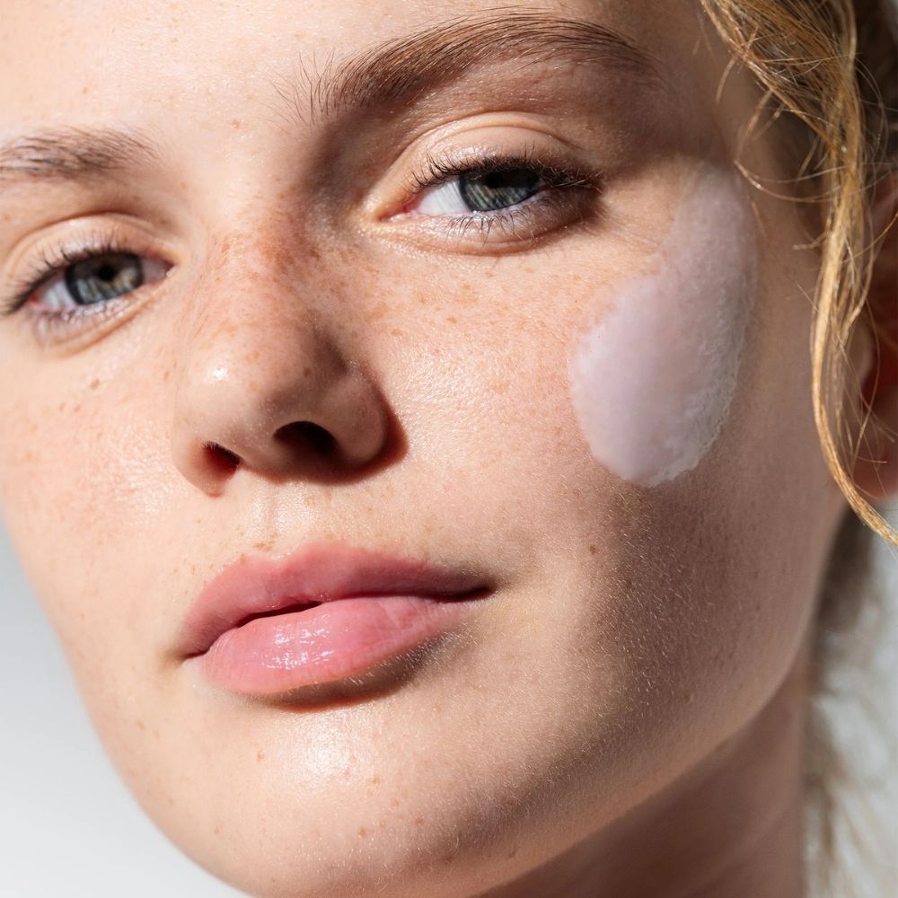 Light Legend Crema - Mousse Detergente_8054145395783_Mesauda-4