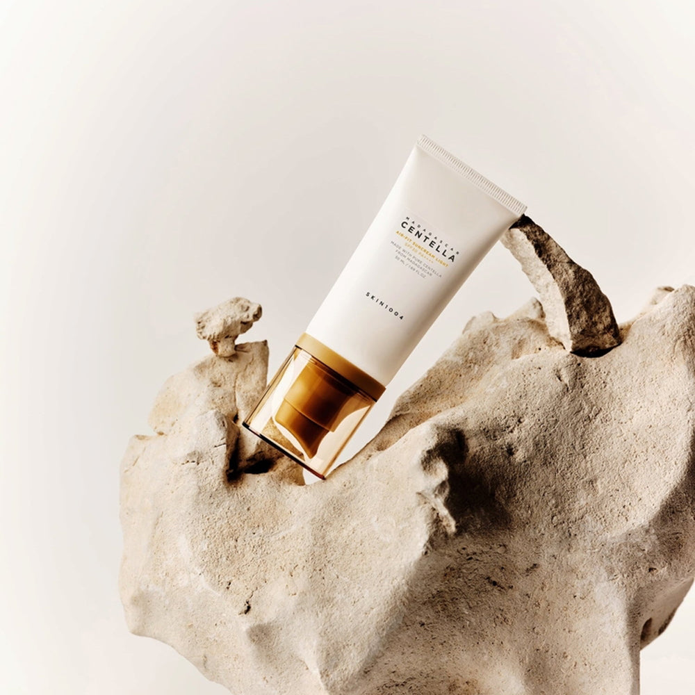 Madagascar Centella Air-Fit Suncream Light_8809576261608_Skin1004-3
