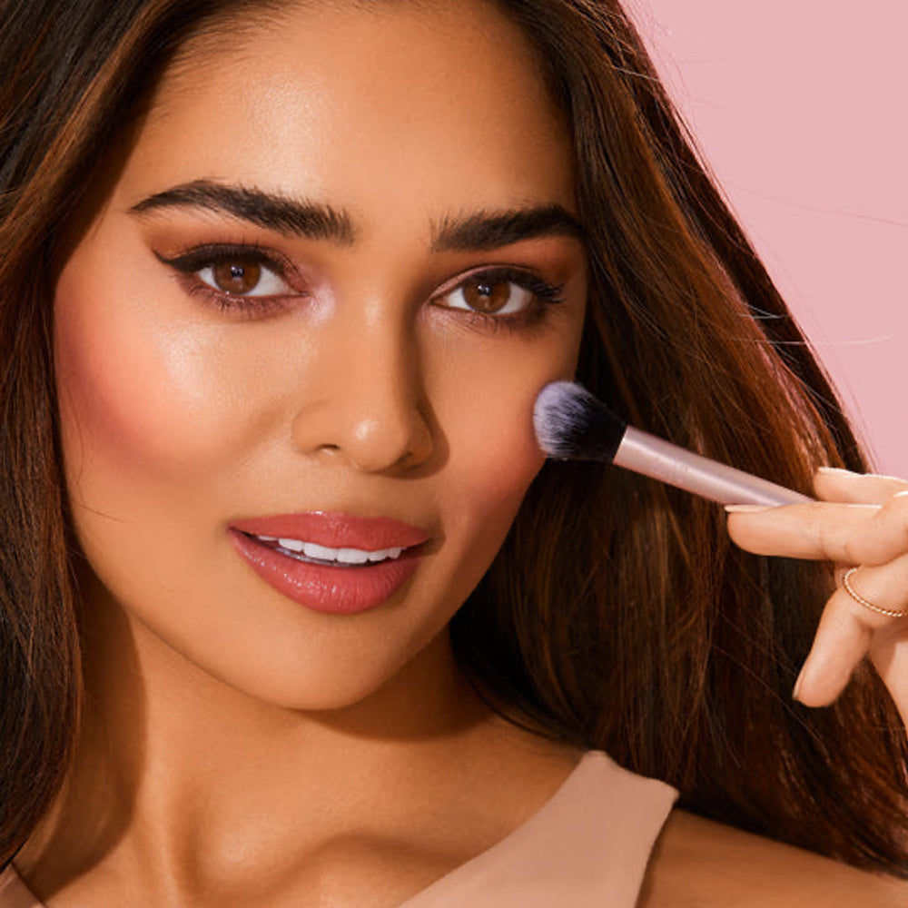 Makeup Setting Brush_079625014136_Real Techniques-3