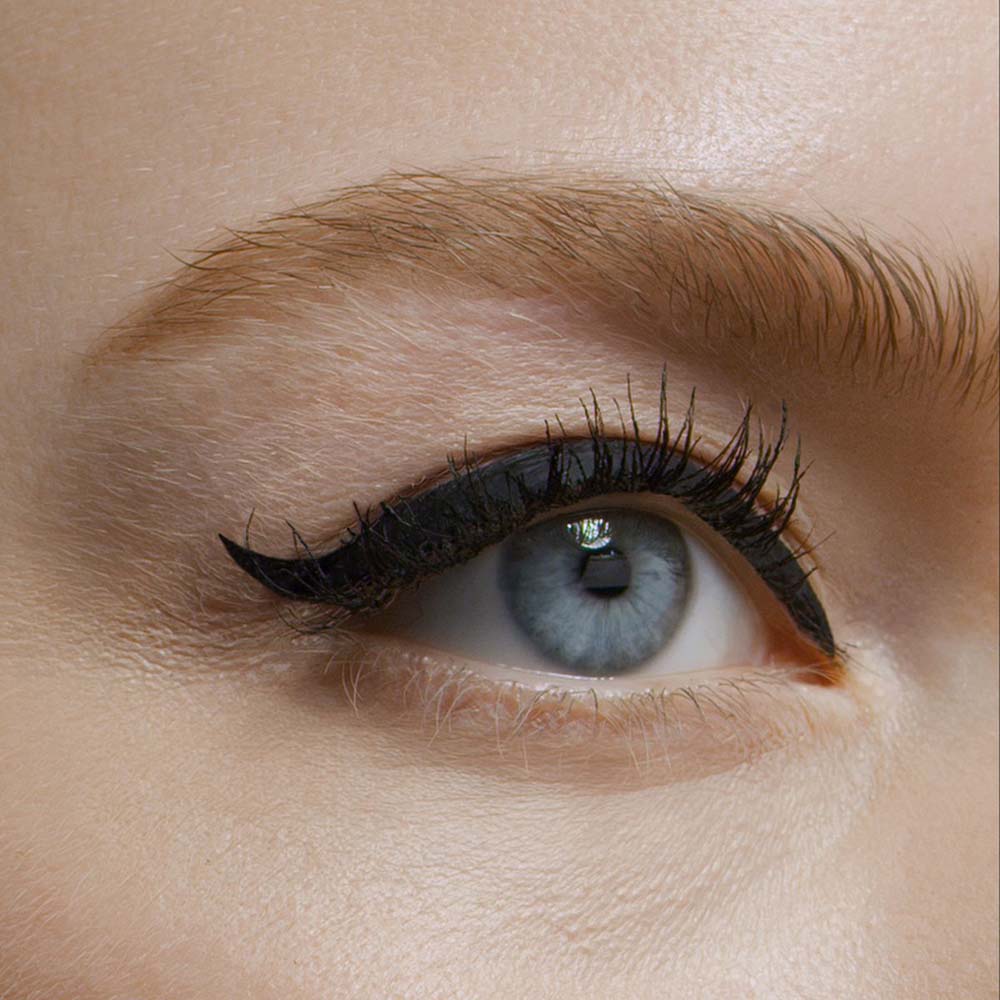 Matte Signature Eyeliner_30175228_L'Oreal-7