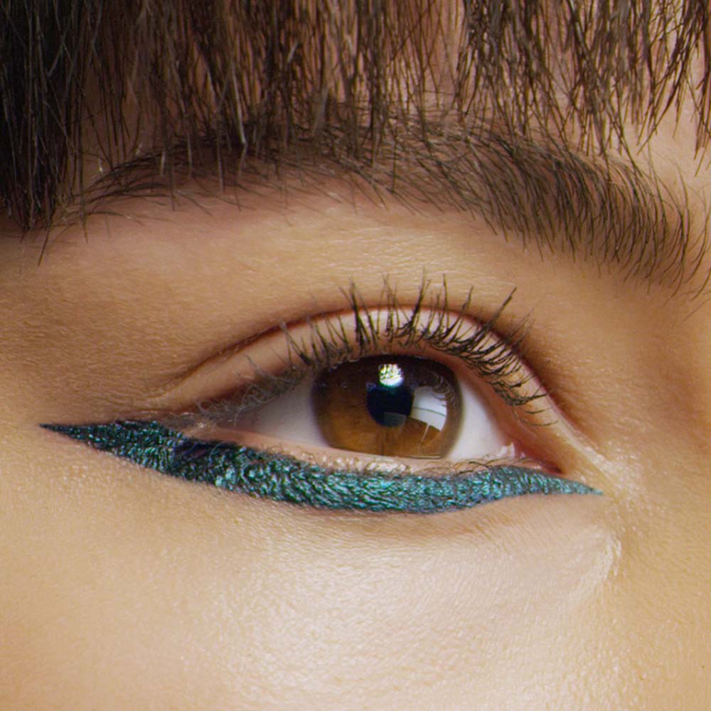 Matte Signature Eyeliner_30175259_L'Oreal-7