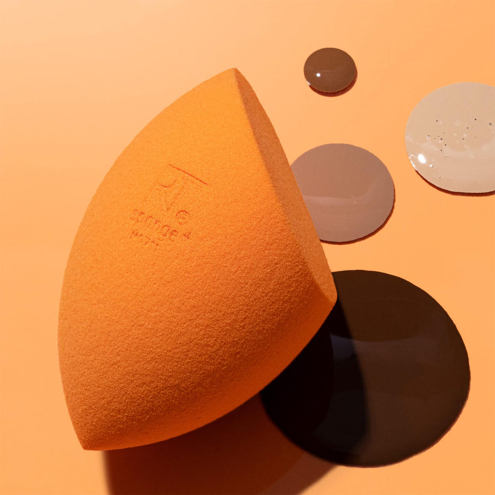 Miracle Complexion Sponge_079625915662_Real Techniques-6
