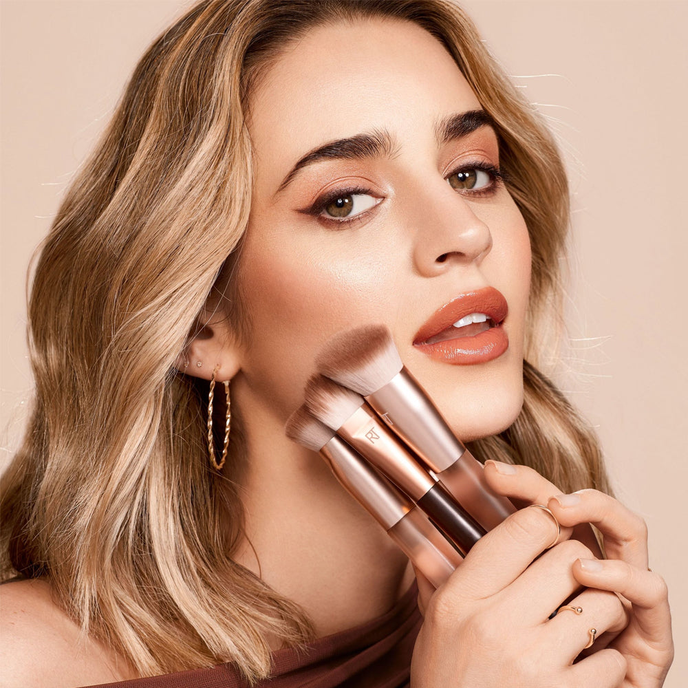 New Nudes Nothing But You Face Set Pennelli Make-Up_079625439526_Real Techniques-3