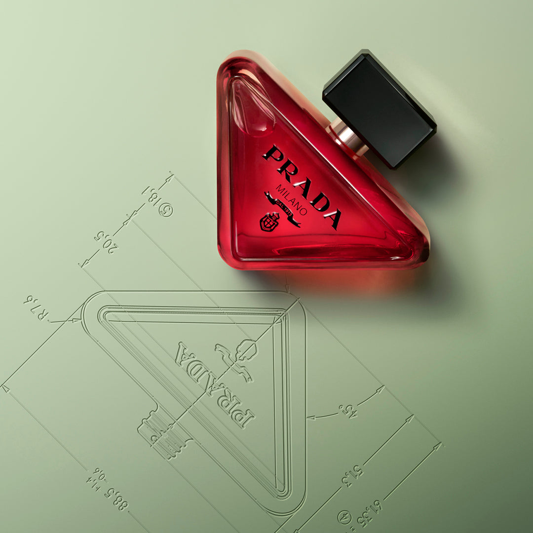 Paradoxe Radical Essence Parfum Ricarica_3614274305340_Prada-3