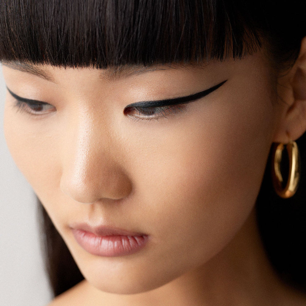Poder Libre Eyeliner_8032622279467_Rebeya-4