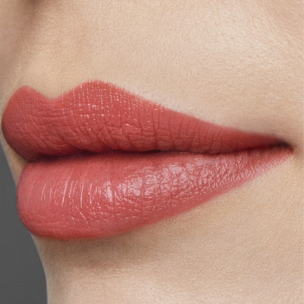 Pure Color Lipstick_887167615168_Estée Lauder-3