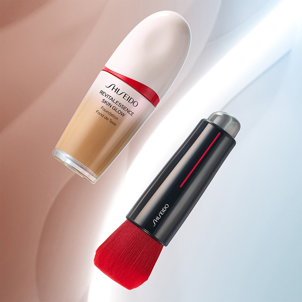 Revitalessence Skin Glow Foundation_729238193581_Shiseido-5