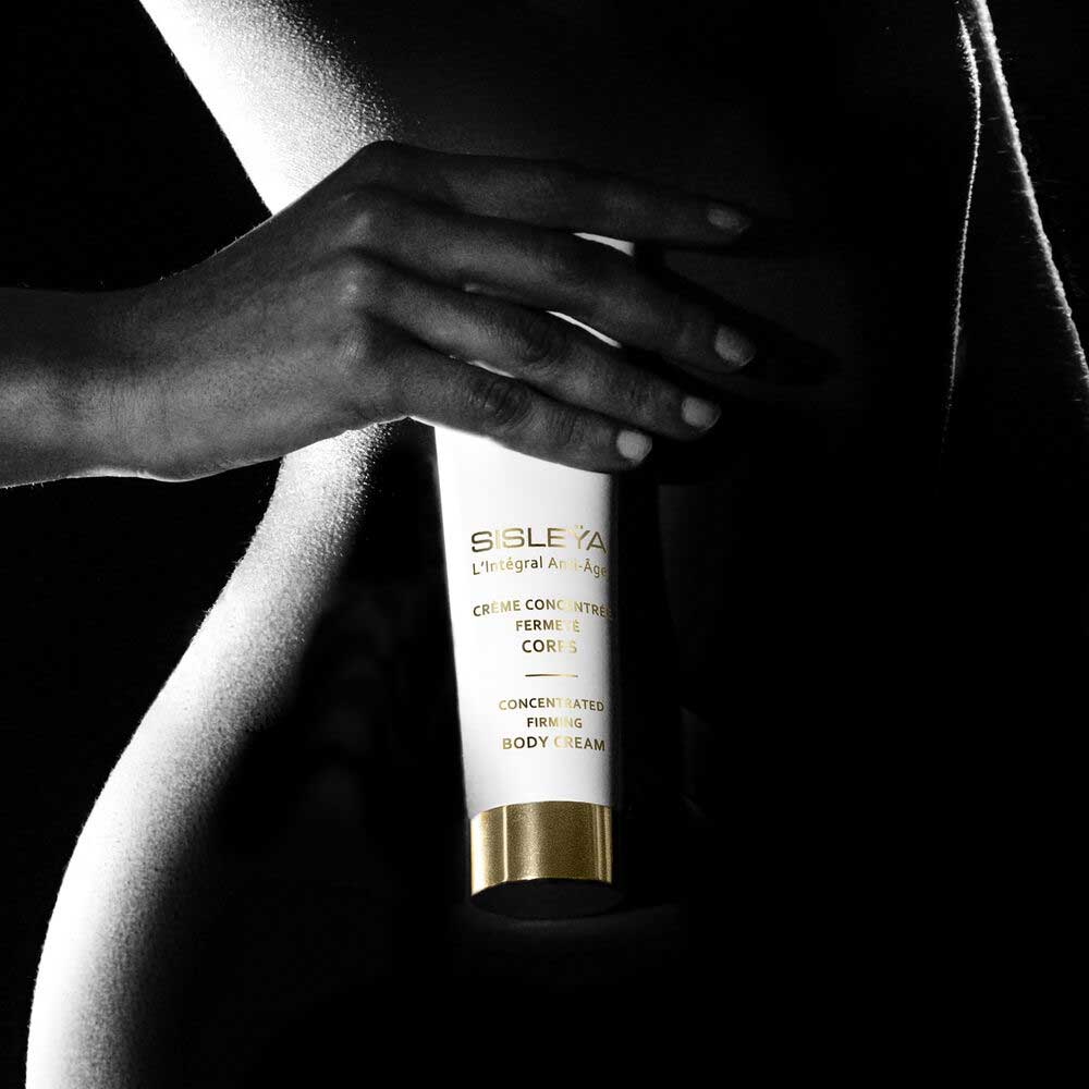 Sisleÿa L'Intégral Anti-Âge Crème Concentrée Fermeté Corps_3473311508102_Sisley-4
