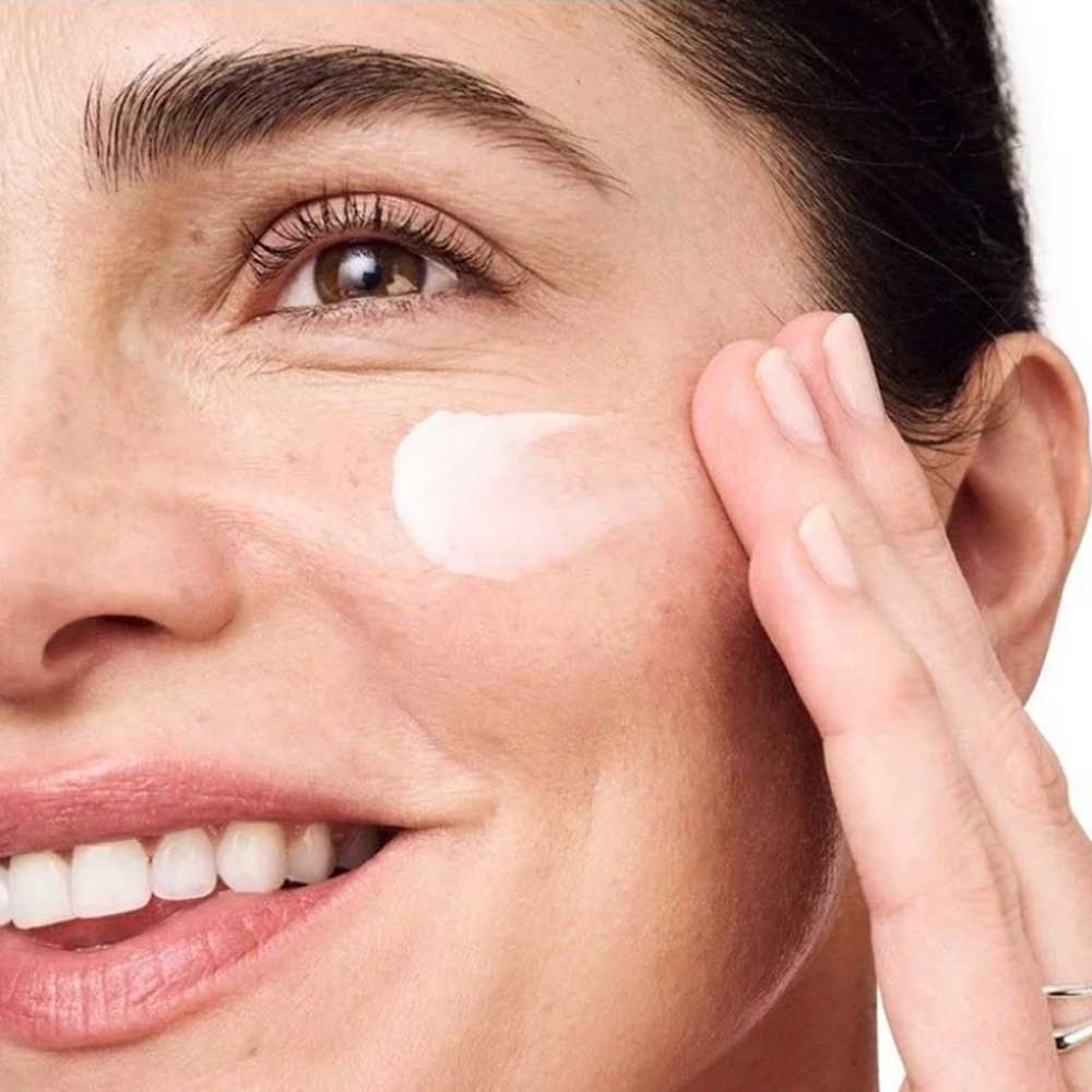 Smart Clinical Repair Overnight Crema Ricostituente Notte + Maschera_192333232392_Clinique-5