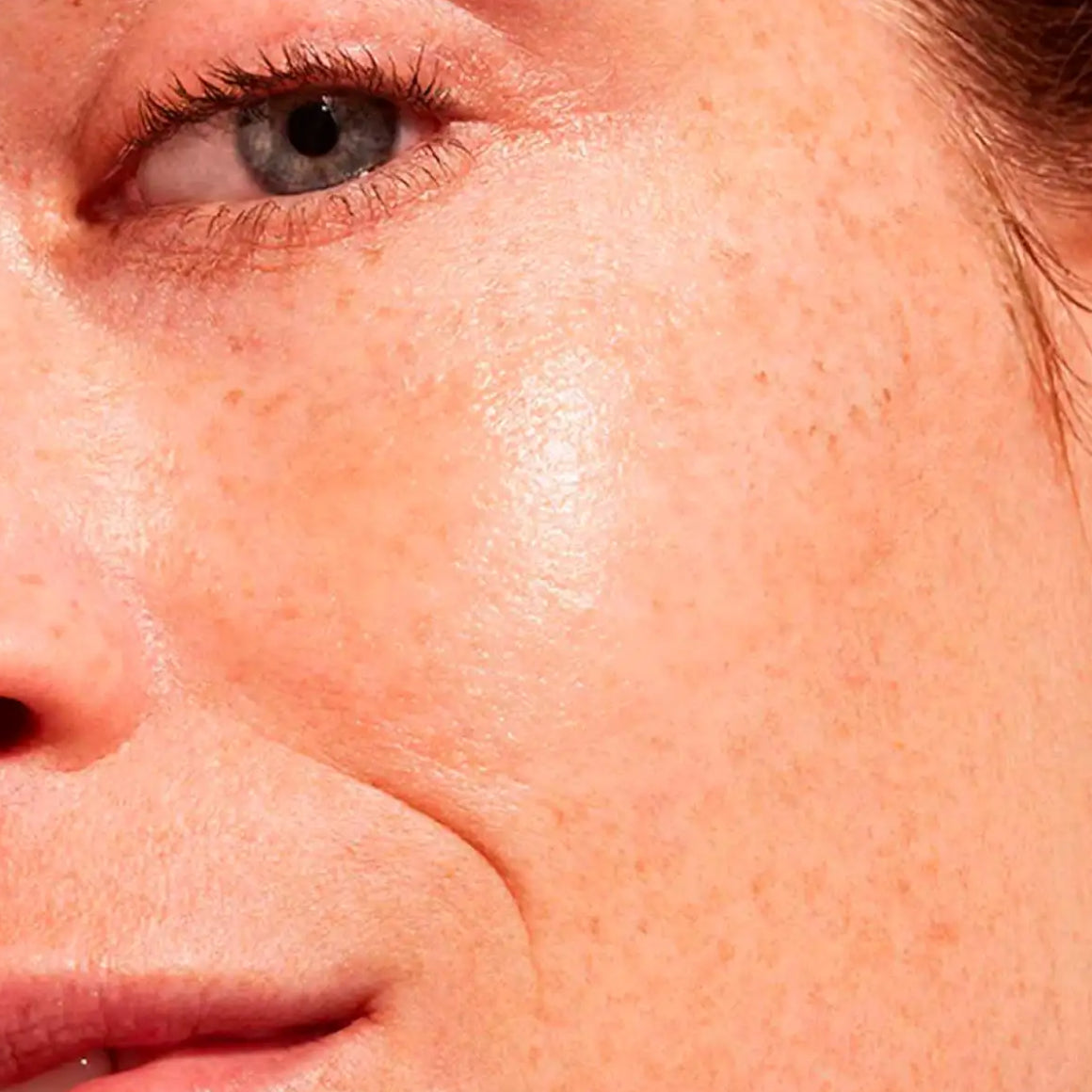 Stick Solare Invisibile Haute Protection SPF50_3666057288197_Clarins-3