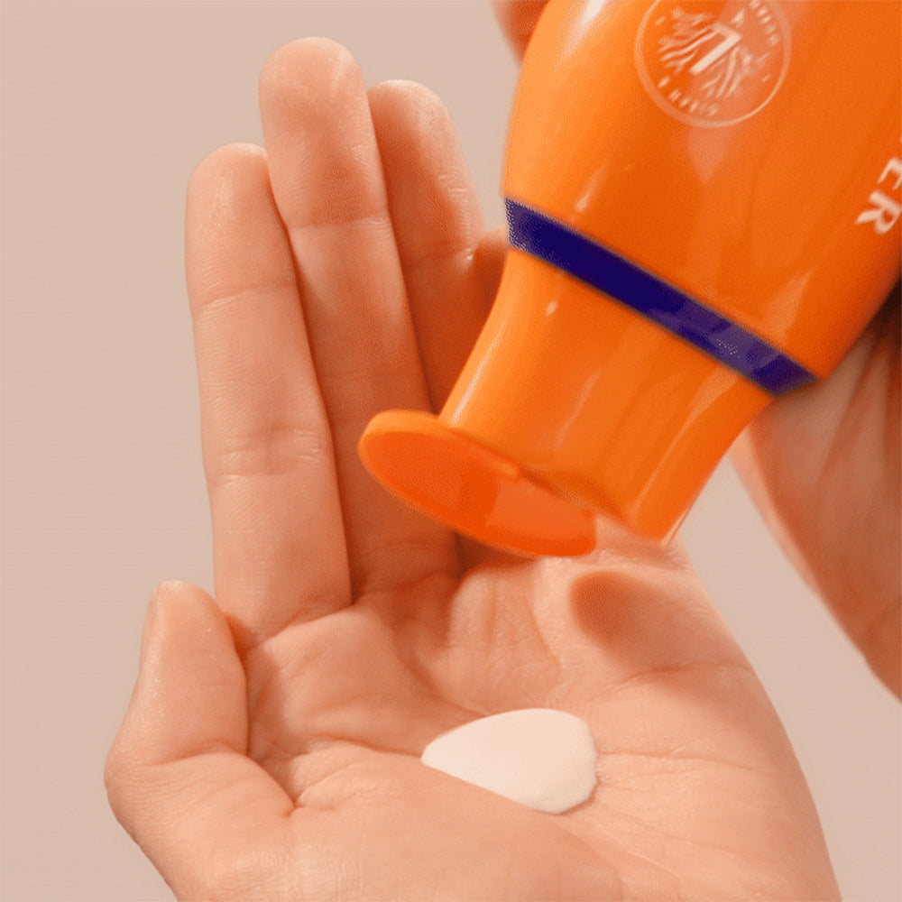Sun Beauty Silky Milk SPF15_3607345809427_Lancaster-4