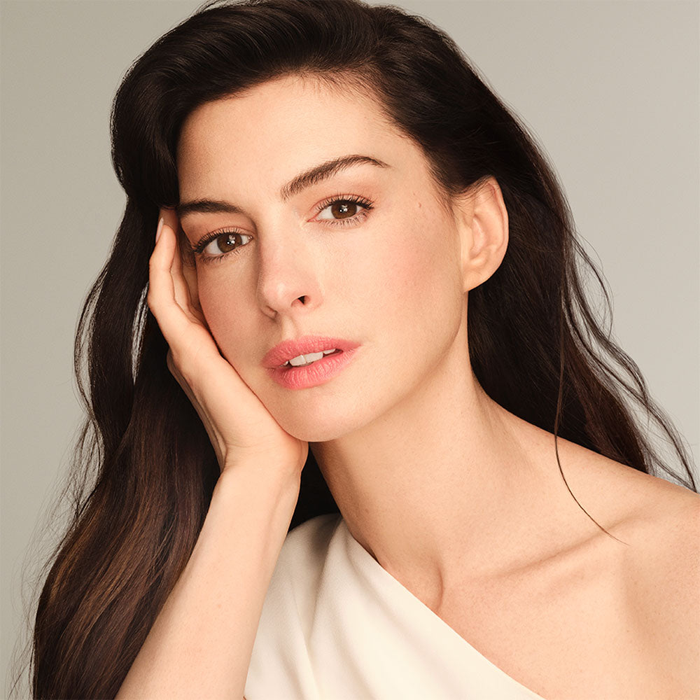 Uplifting and Firming Advanced Cream Soft_768614210245_Shiseido-8