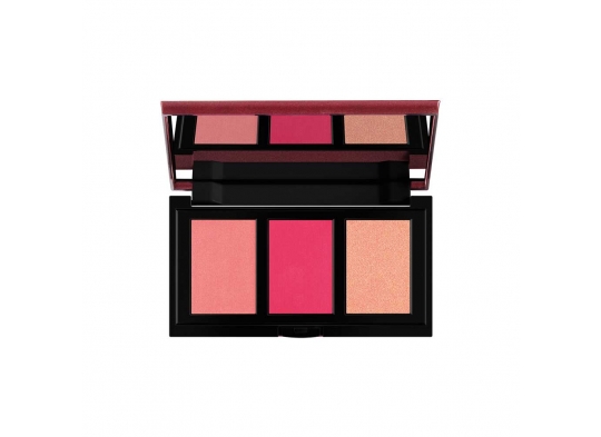 Strike a Pose Palette Viso Blush + Illuminante